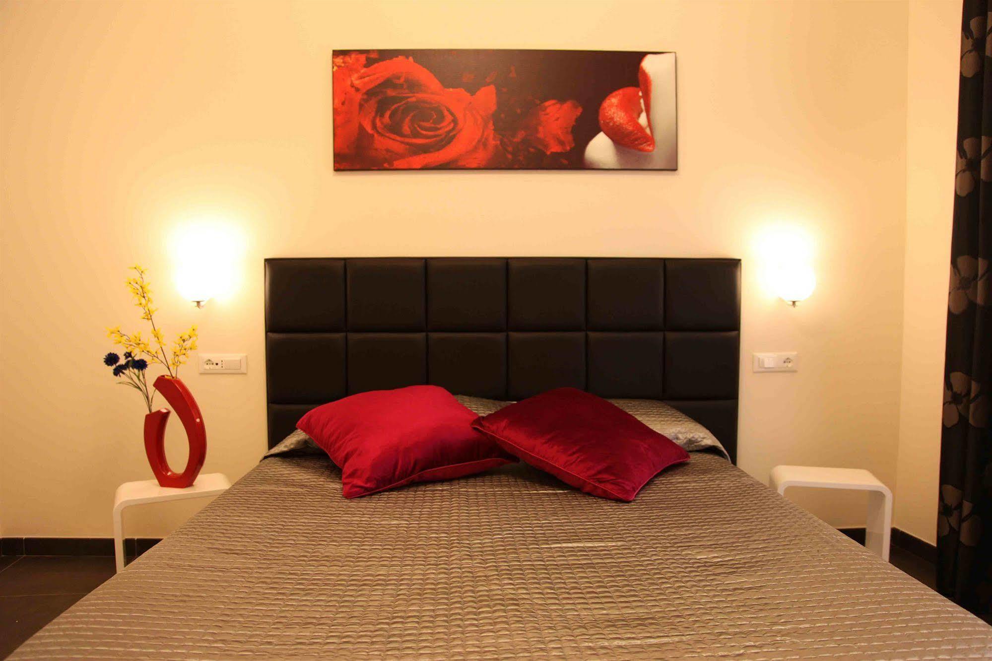 Deko Rome Bed and Breakfast Buitenkant foto